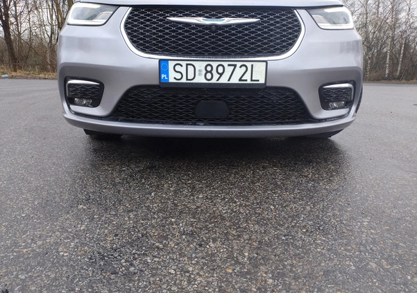 Chrysler Pacifica cena 171585 przebieg: 80500, rok produkcji 2021 z Czersk małe 232